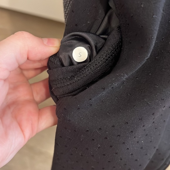 Lululemon Black/Gray Coat - Picture 3 of 5